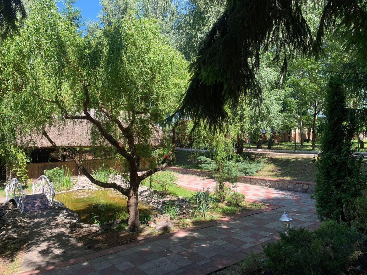 Hotel Complex Lenivaya Vera Novaky Exteriér fotografie